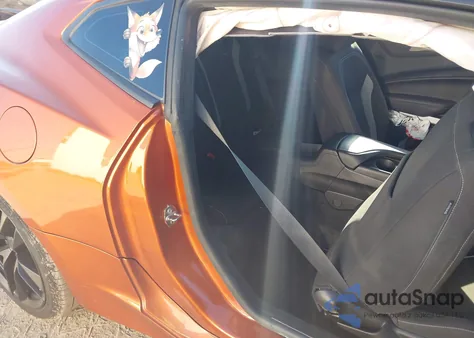 2023 Chevrolet Camaro Rwd Lt1 z USA, uszkodzony, nr VIN 1G1FF1R74P0158021